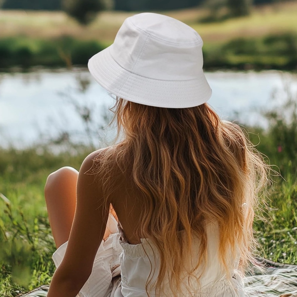 FINAL SALE✨

ORLY unixes White Bucket Hat
